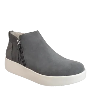 ADEPT in GREY Sneaker Boots