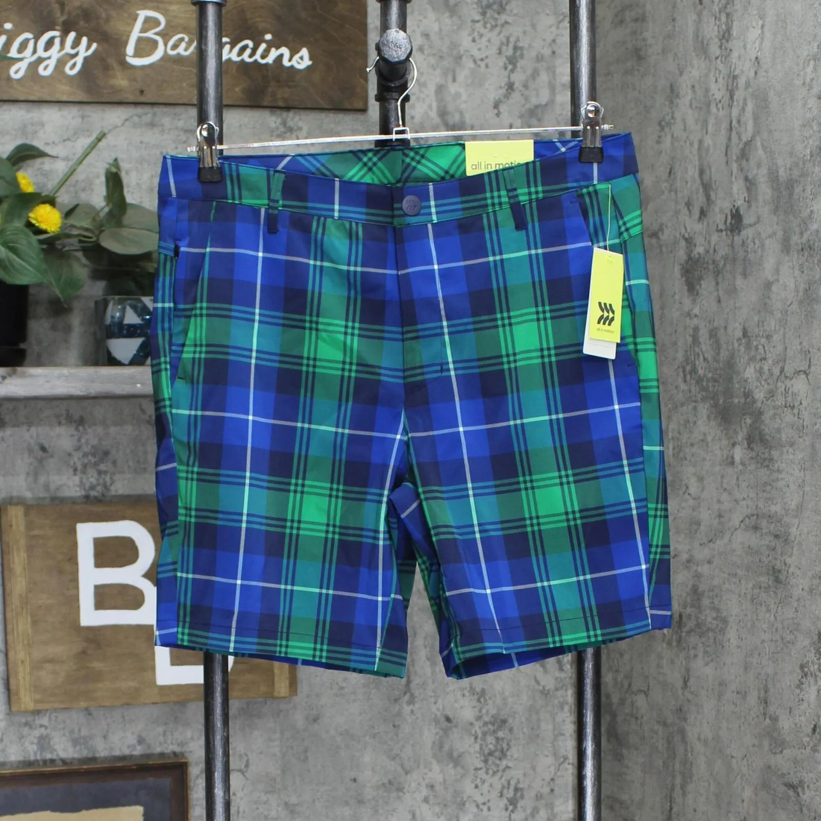 All In Motion Men's Plaid Golf Shorts 8" Inseam 87206075 Green / Blue Plaid 34