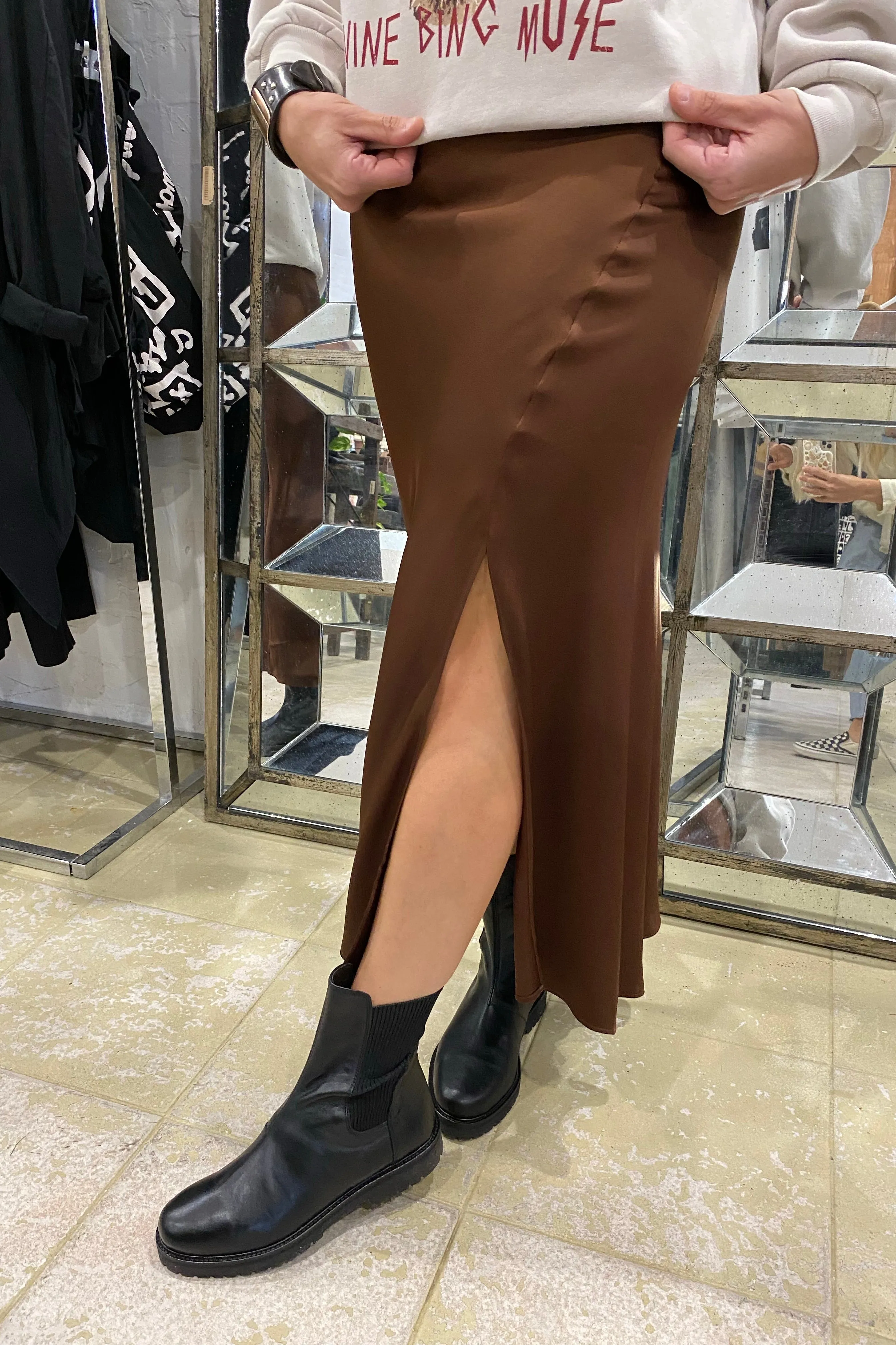 DOLLY SKIRT