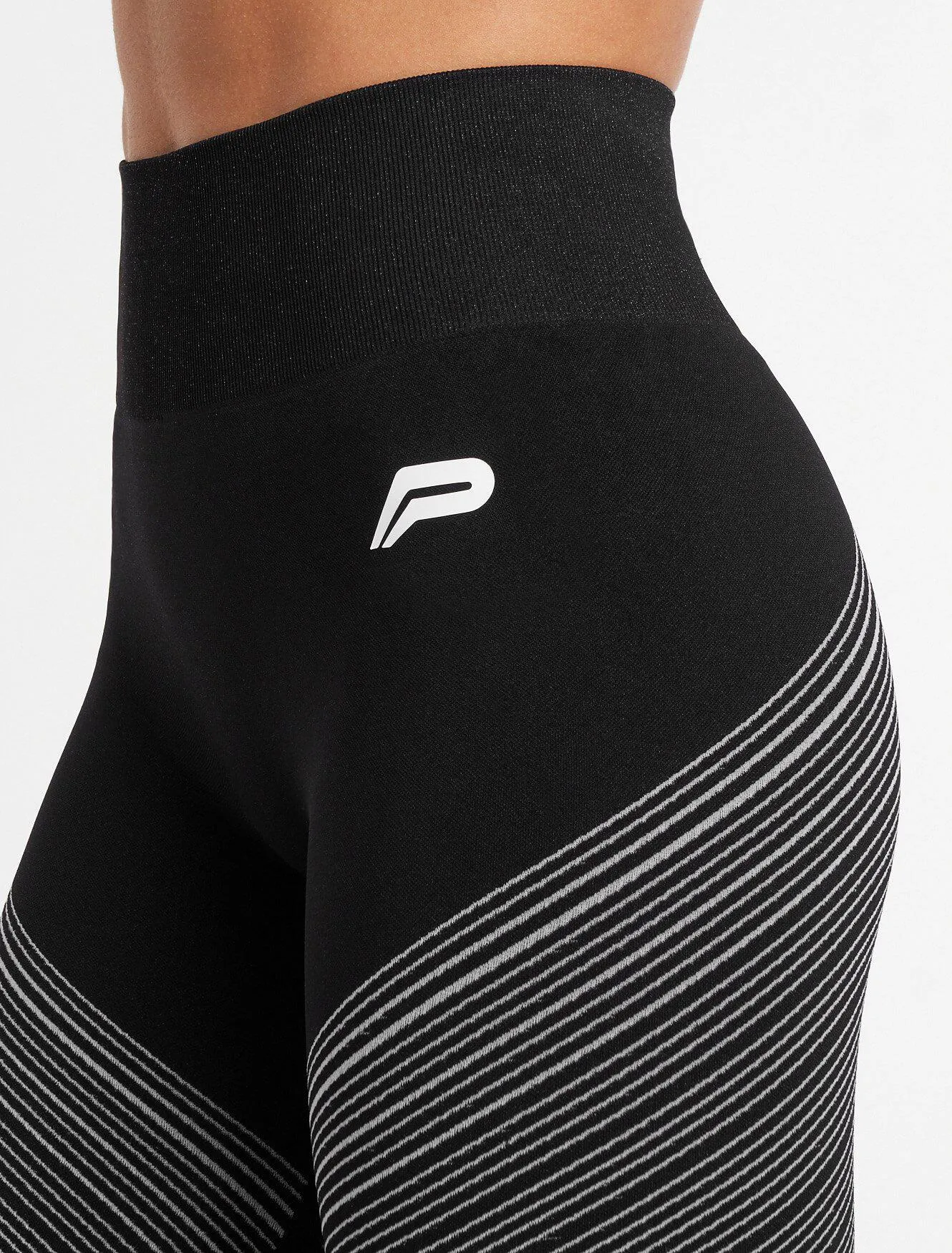 Impulse Seamless Shorts - Black