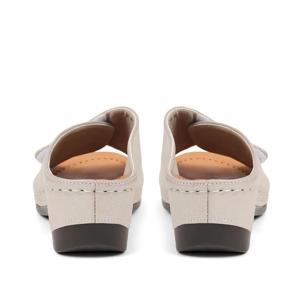 Mule Wedge Sandals - WLIG37015 / 323 779