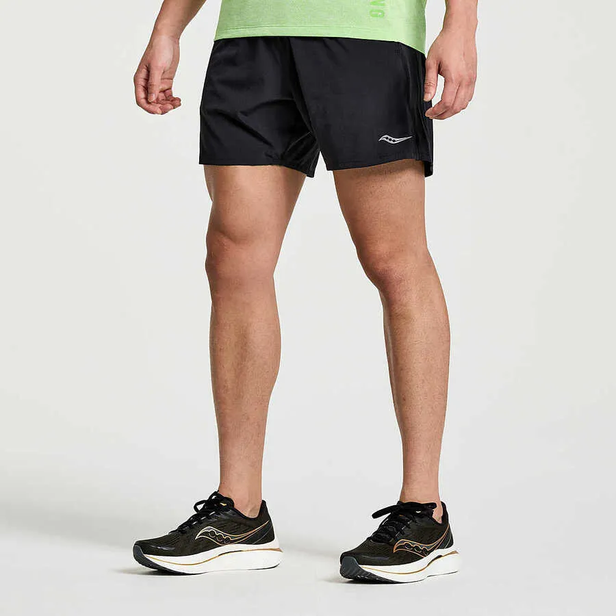 Saucony Outpace 5" Short | Black | Mens