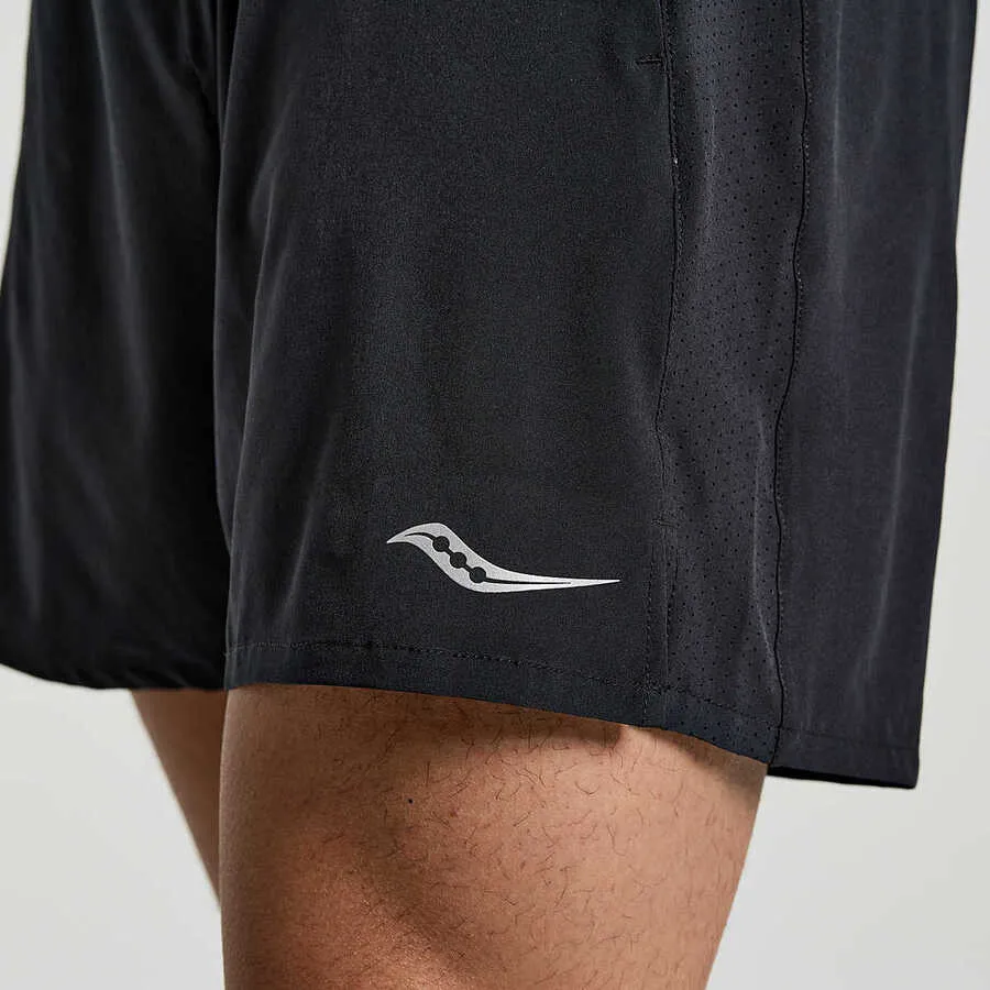 Saucony Outpace 5" Short | Black | Mens
