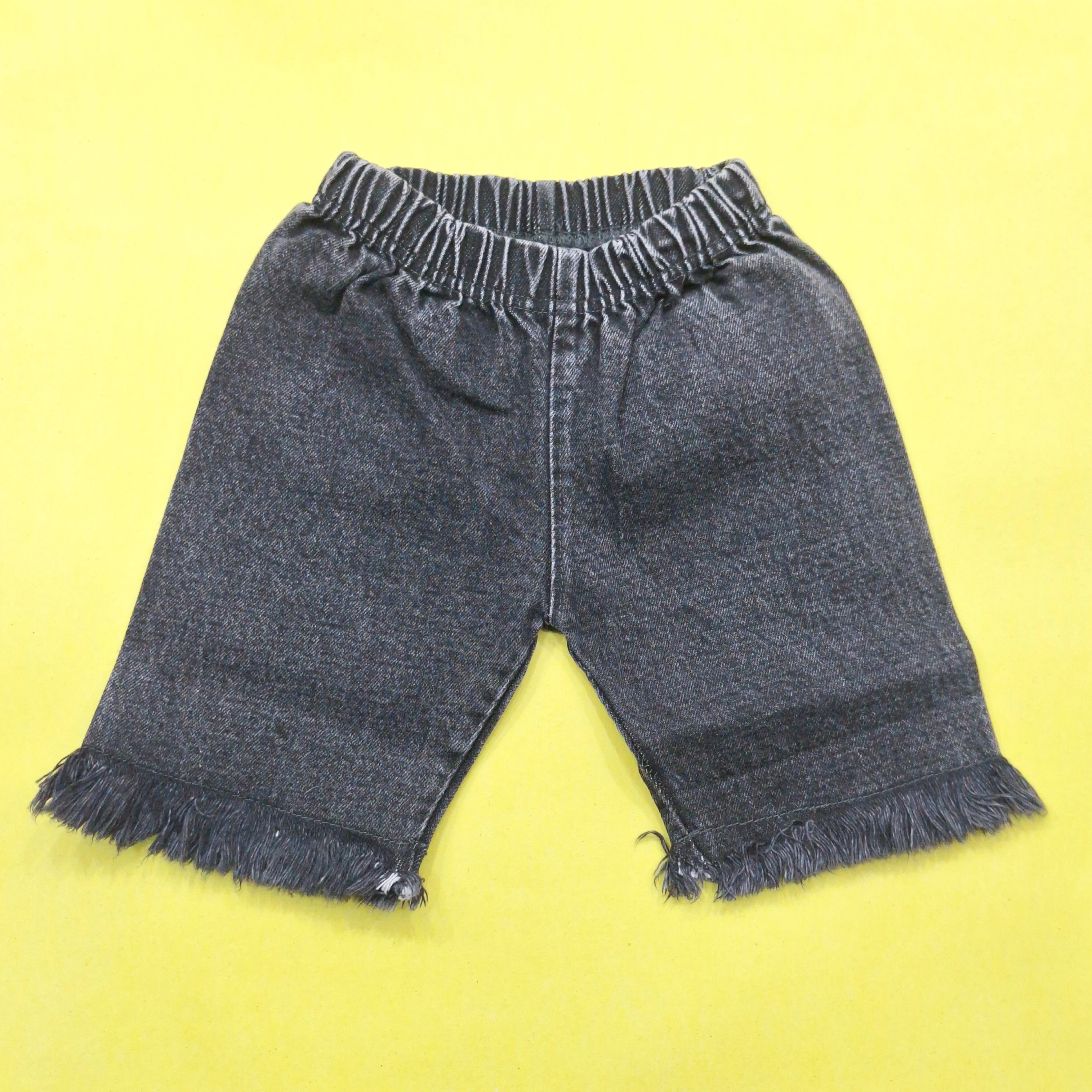 Super Kid - T-Shirt & Denim Shorts - Leaves
