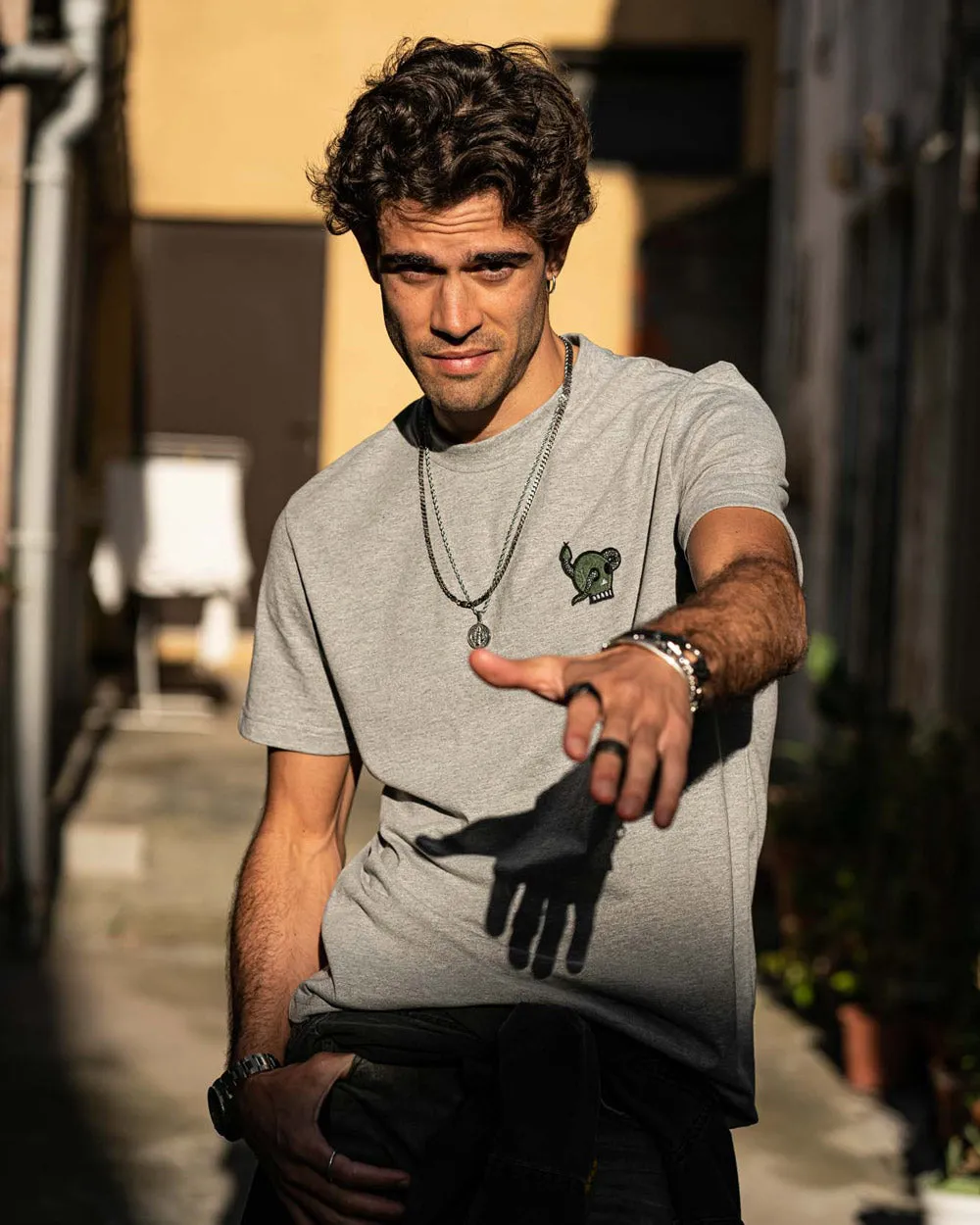 T-shirt with Green Skull