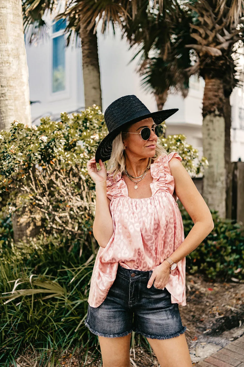 Throwing Shade Wide Brim Hat with Black Band in Black