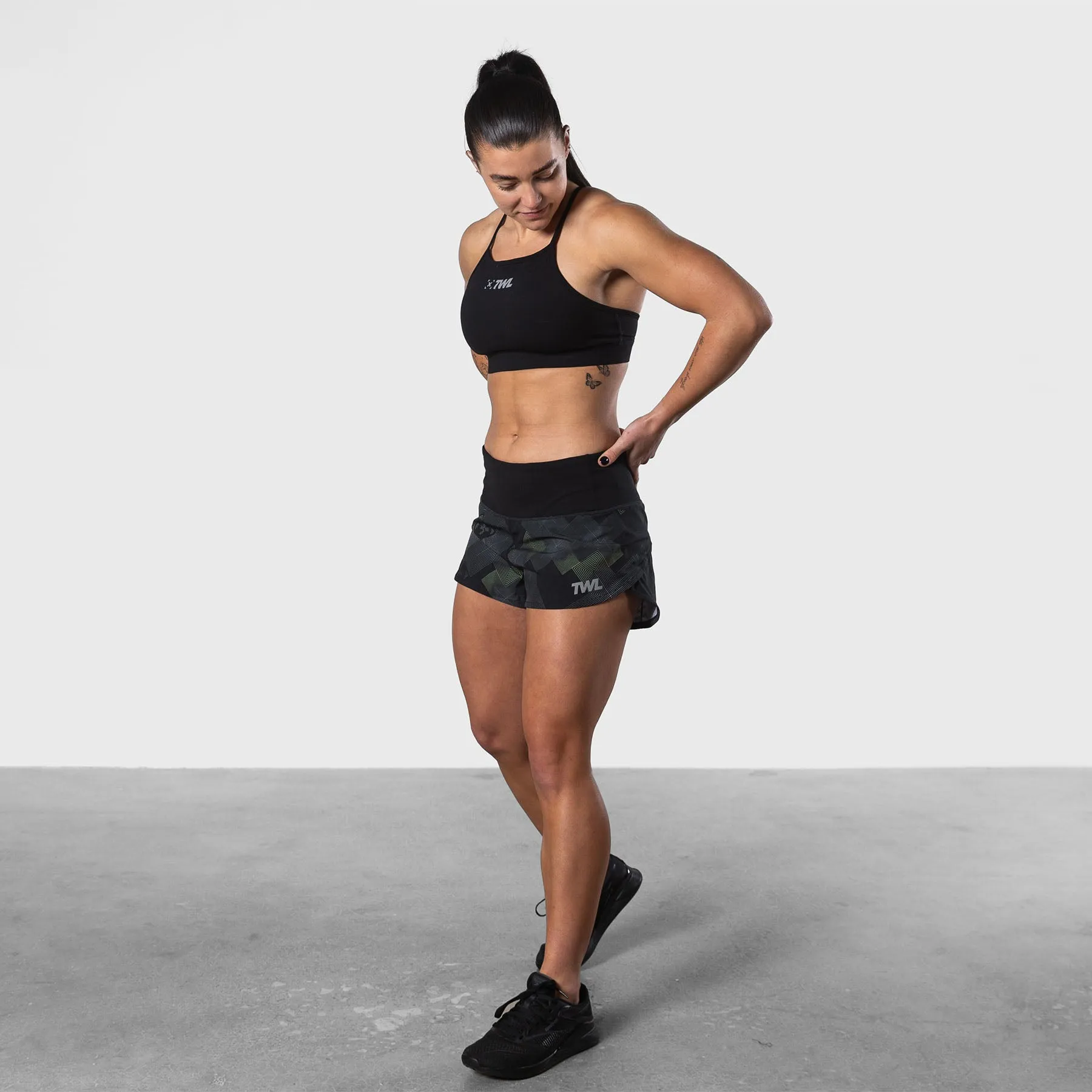 TWL - WOMEN'S MOTION SHORTS - LINEAR