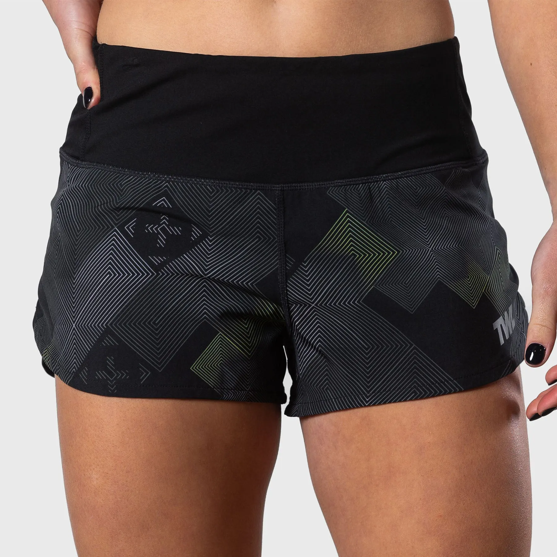 TWL - WOMEN'S MOTION SHORTS - LINEAR
