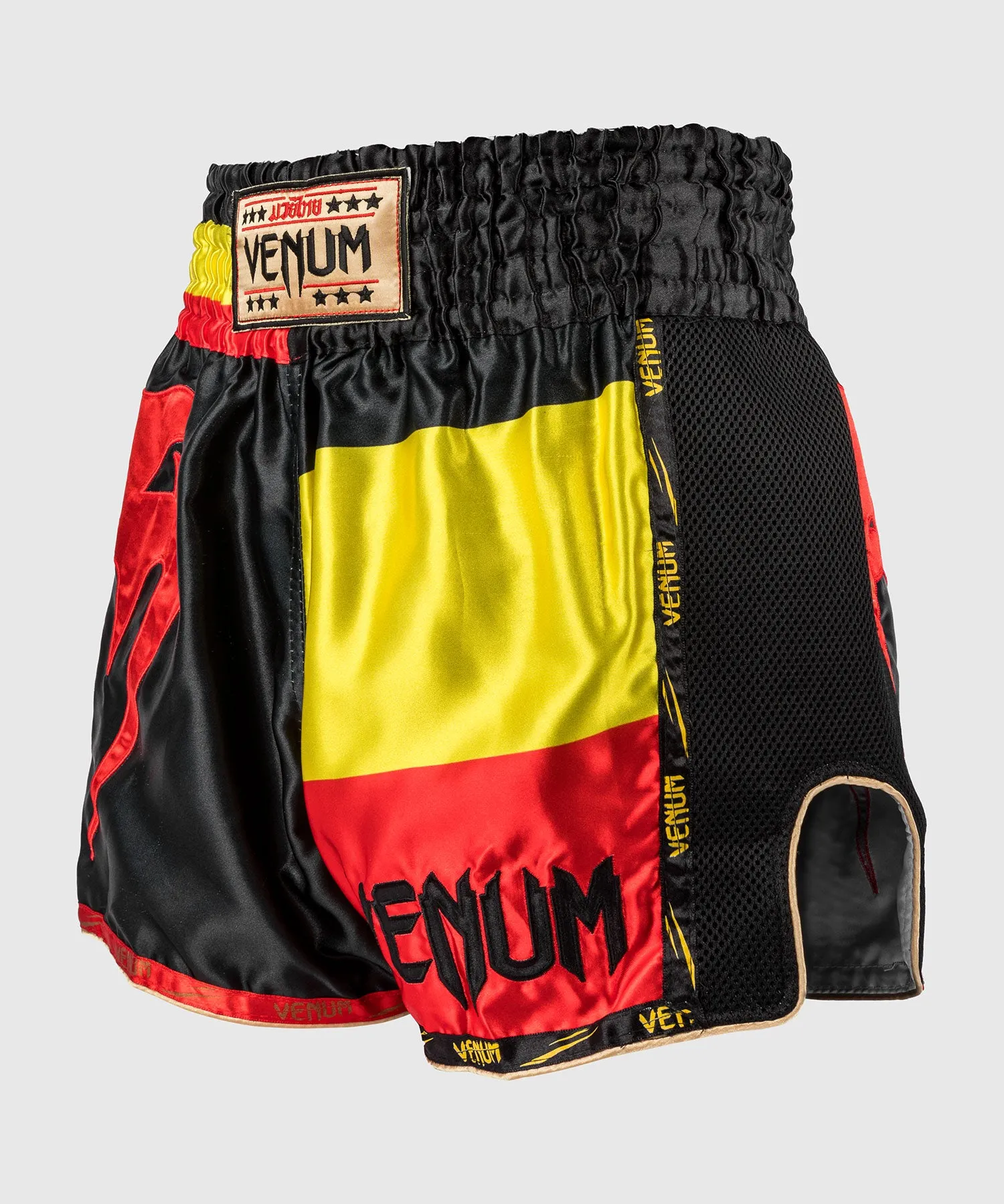 Venum Giant Muay Thai shorts - Black/Yellow/Red