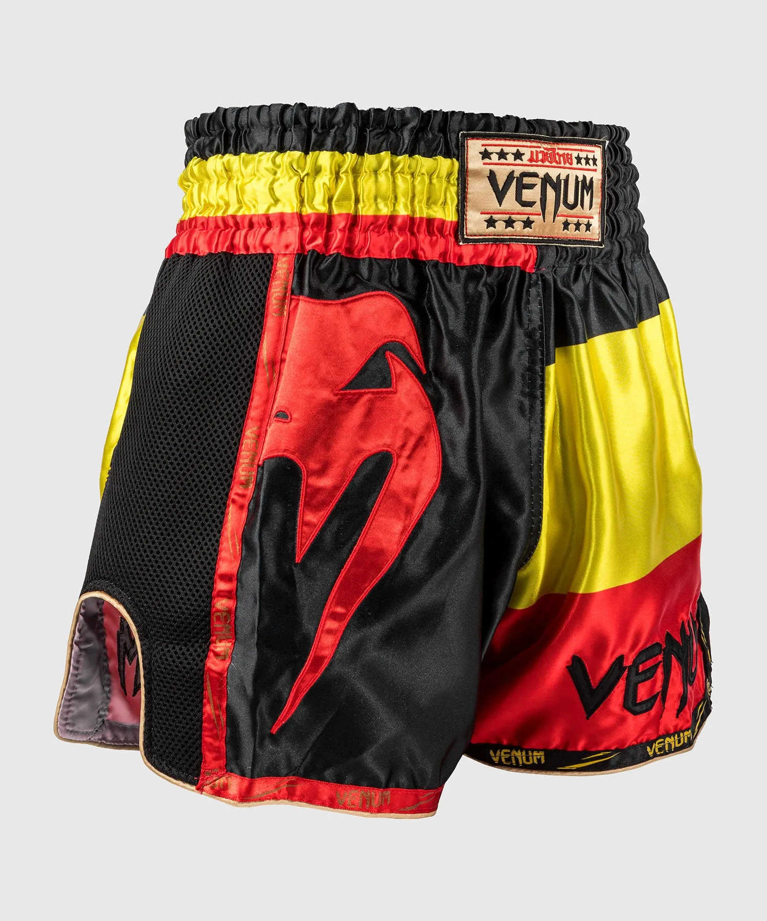 Venum Giant Muay Thai shorts - Black/Yellow/Red