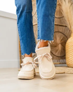 Very G Cherilyn Slip On Bootie - Cream