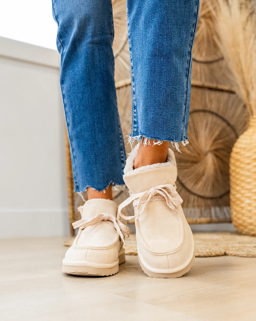 Very G Cherilyn Slip On Bootie - Cream
