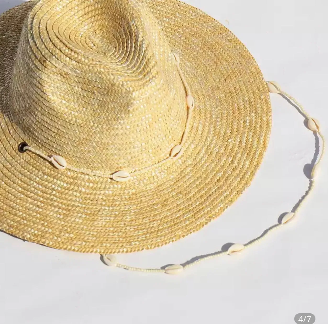 Womens Straw Vacation Fedora  Hat With Shell Band