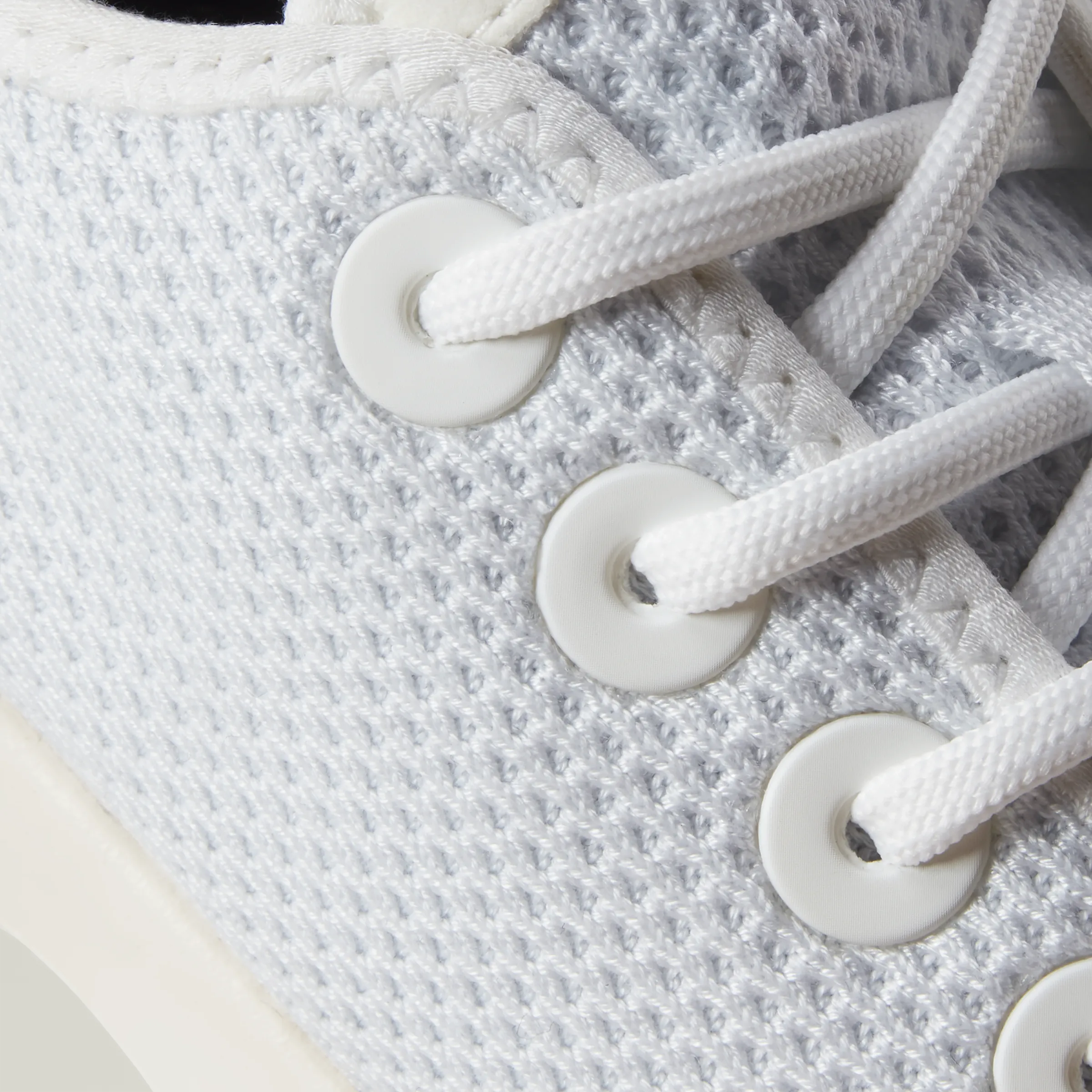 Women's Tree Runners - Blizzard/True Navy (Natural White Sole)